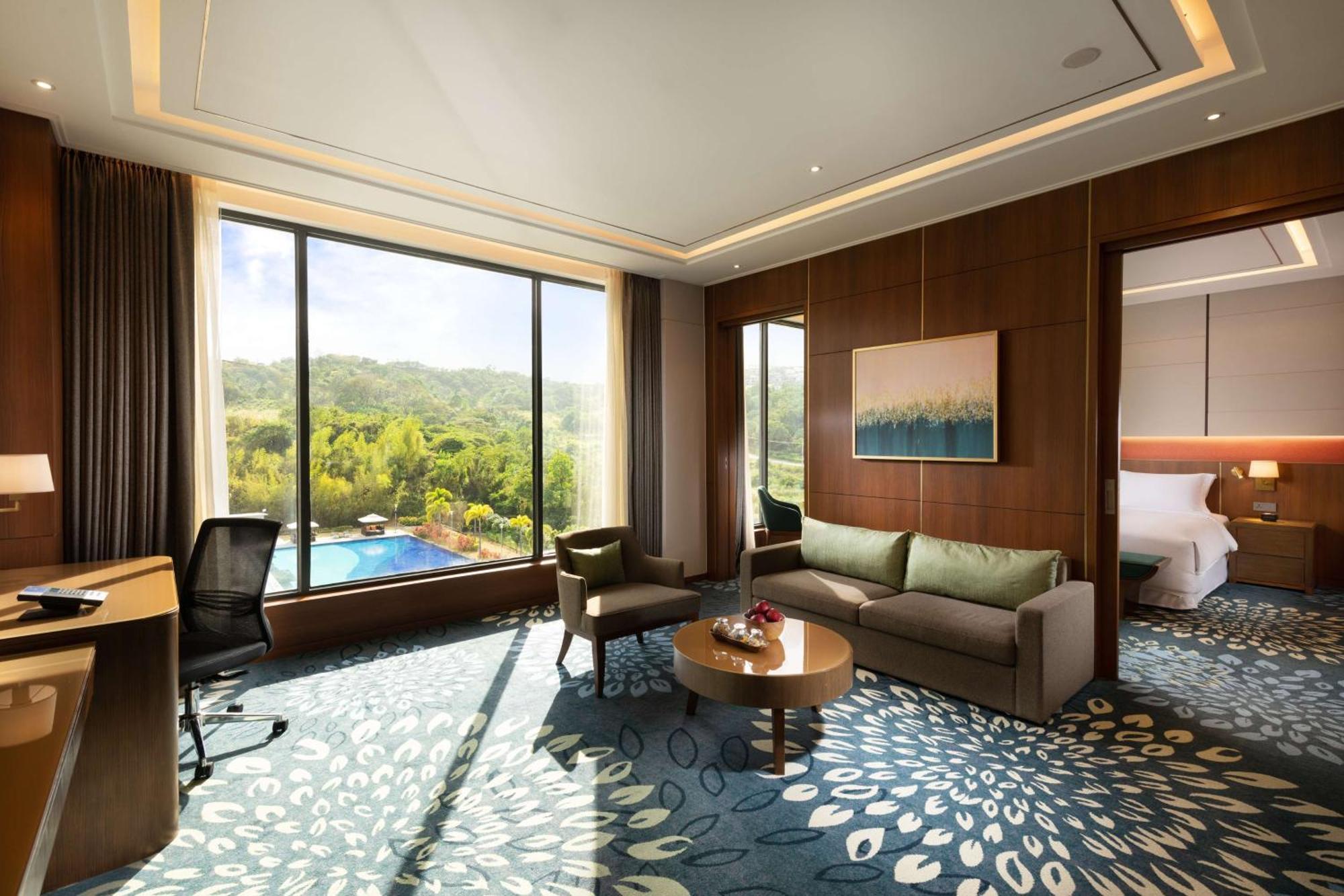 Hilton Clark Sun Valley Resort Clark Field Esterno foto